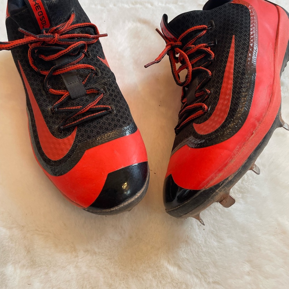 Nike men’s size 13 Red and Black baseball cleats-metal - Picture 2 of 7